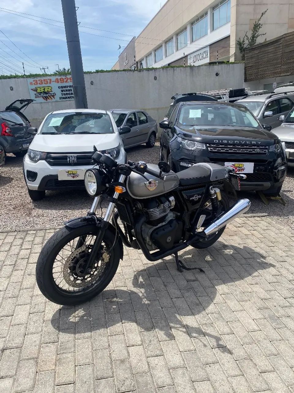 ROYAL ENFIELD INTERCEPTOR 650 - Foto 2