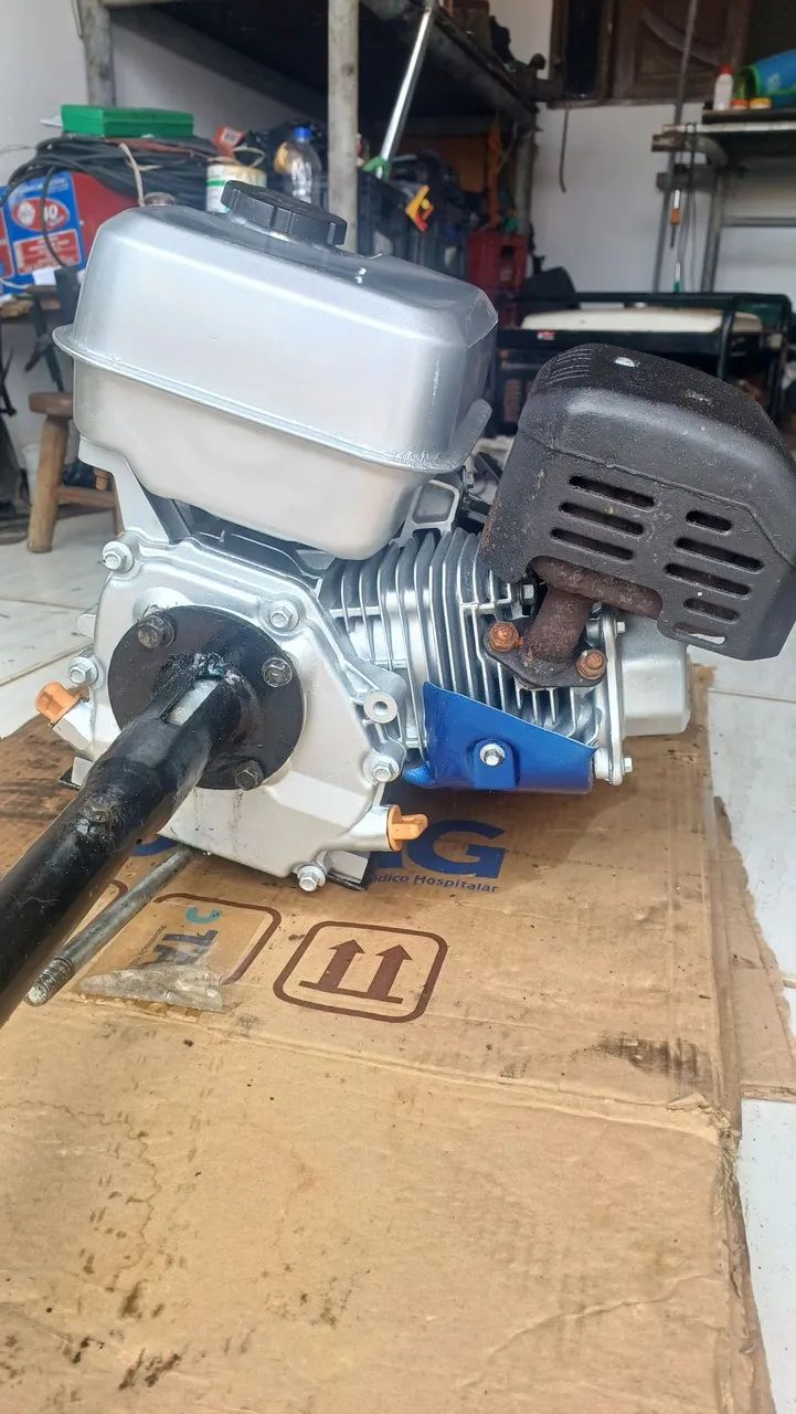 Motor Toyama 6.0hp com rabeta completa - Foto 2
