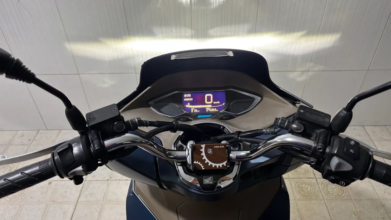 PCX 2023 DLX - Foto 5