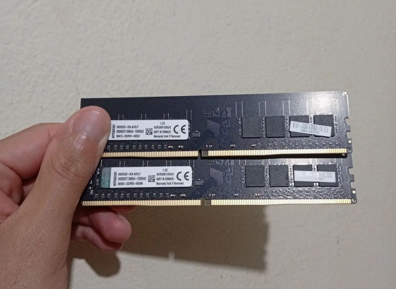 Kit Memória RAM DDR4 Kingston 16GB (2x8GB) 2666MHz
