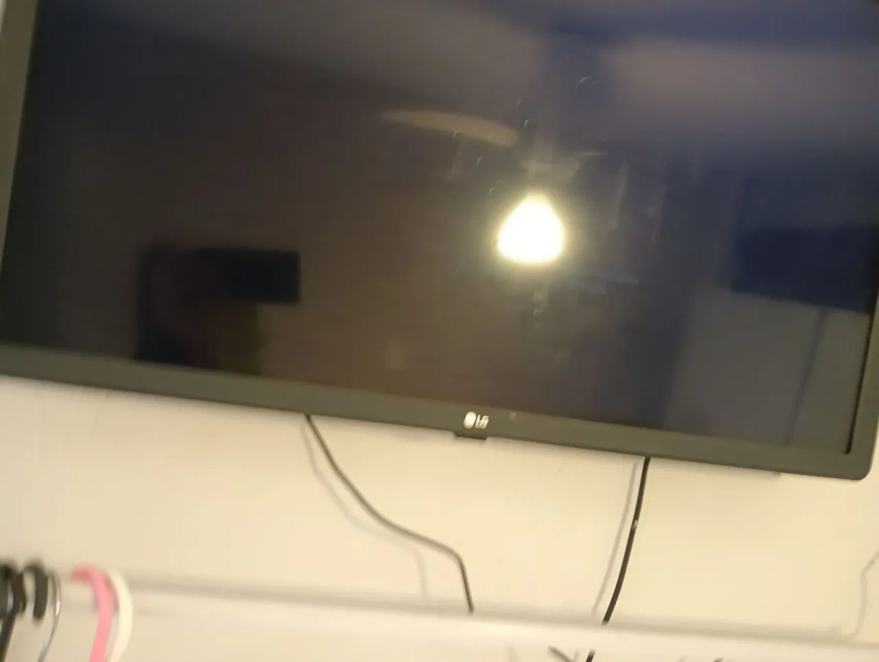 Vendo tv LG 32;POLEGADAS SMART - Foto 2