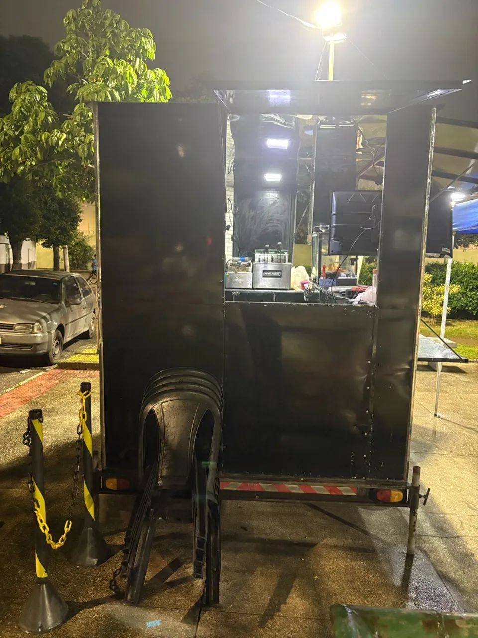 Trailer de alimentação, Pronto para Trabalhar / Equipado. - Foto 3