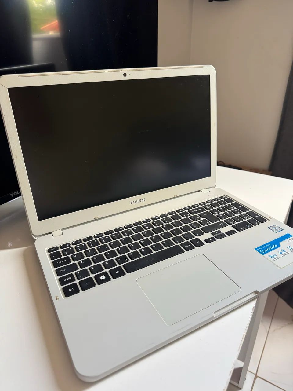 Notebook Samsung E30 Intel Core I3 4gb 1tb 15.6 W10 Branco - Excelente - Foto 2