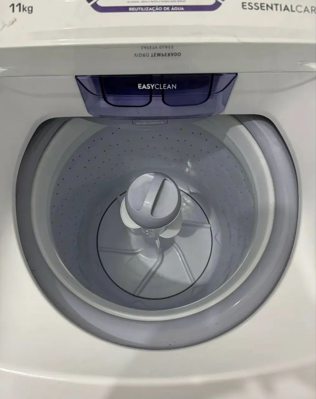 Máquina de lavar nova