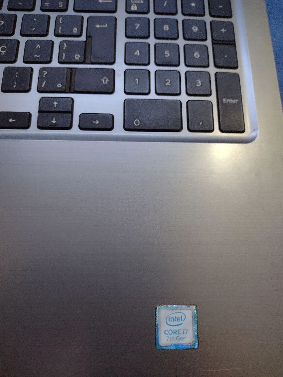 *Notebook Dell i7 7°Ger.  *VÍDEO DEDICADO DE 4GB* - Foto 4