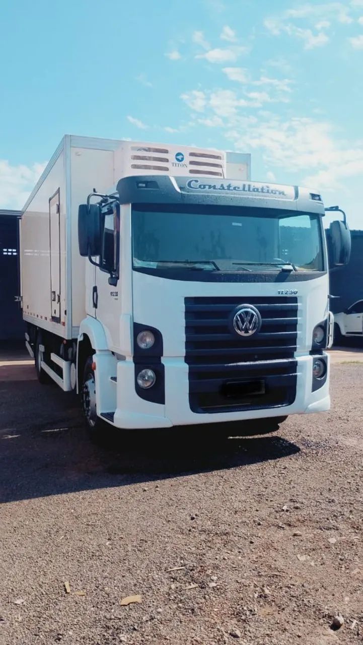 Vw 17 230 baú refrigerado 