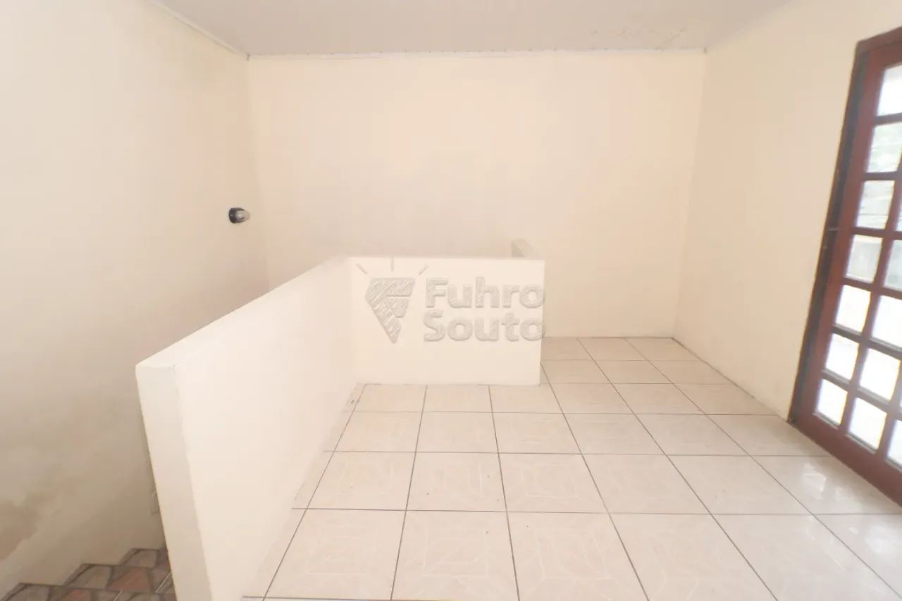 Casa com 1 dormitório e sacada no Fragata em Pelotas - Foto 4