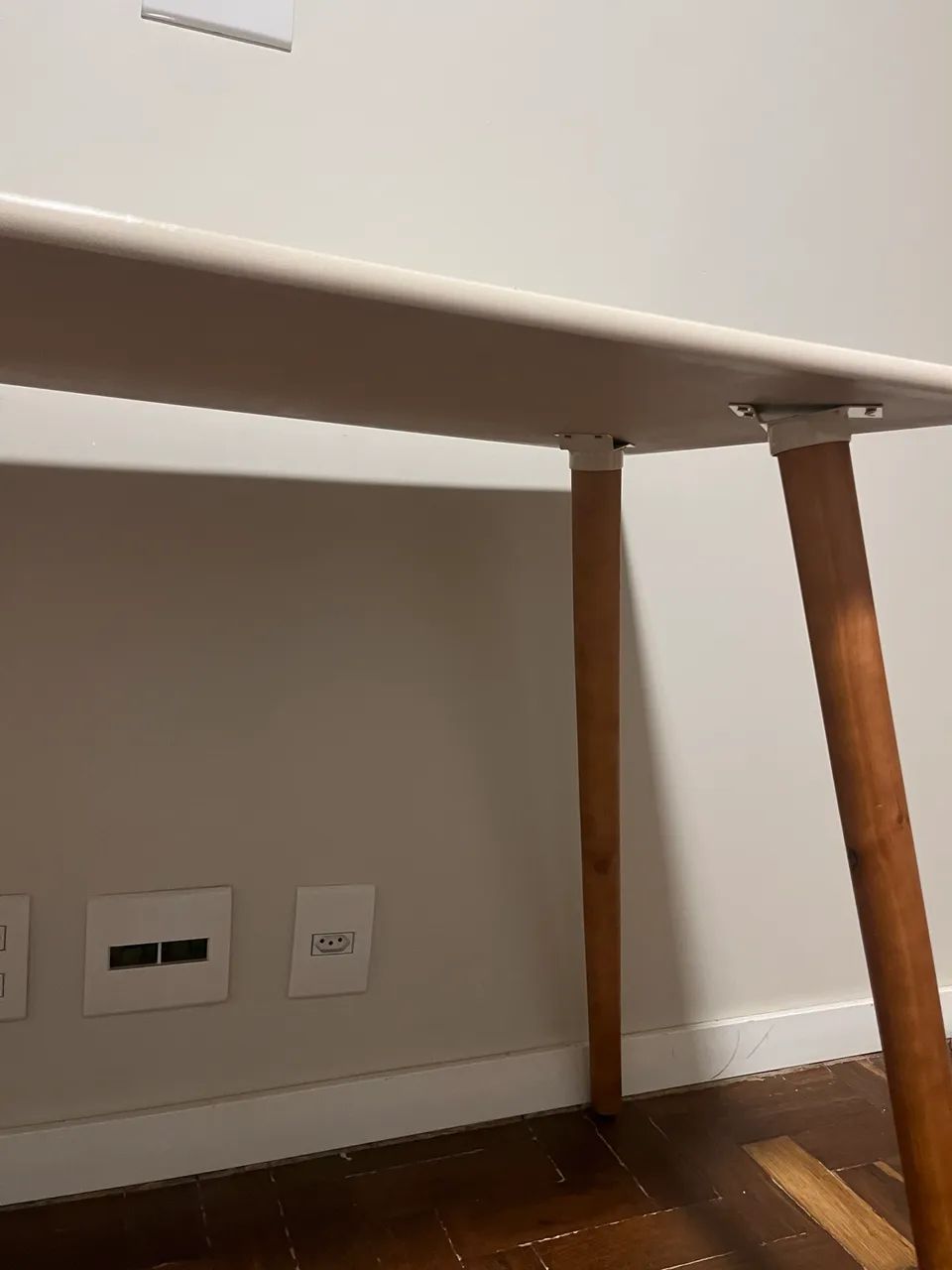 2 MESAS PARA ESTUDOS POR 200 REAIS  - Foto 6