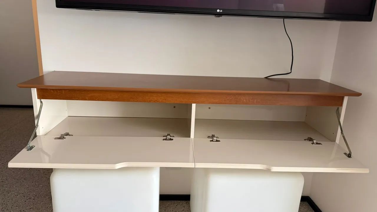 Rack suspenso para TV - Foto 2