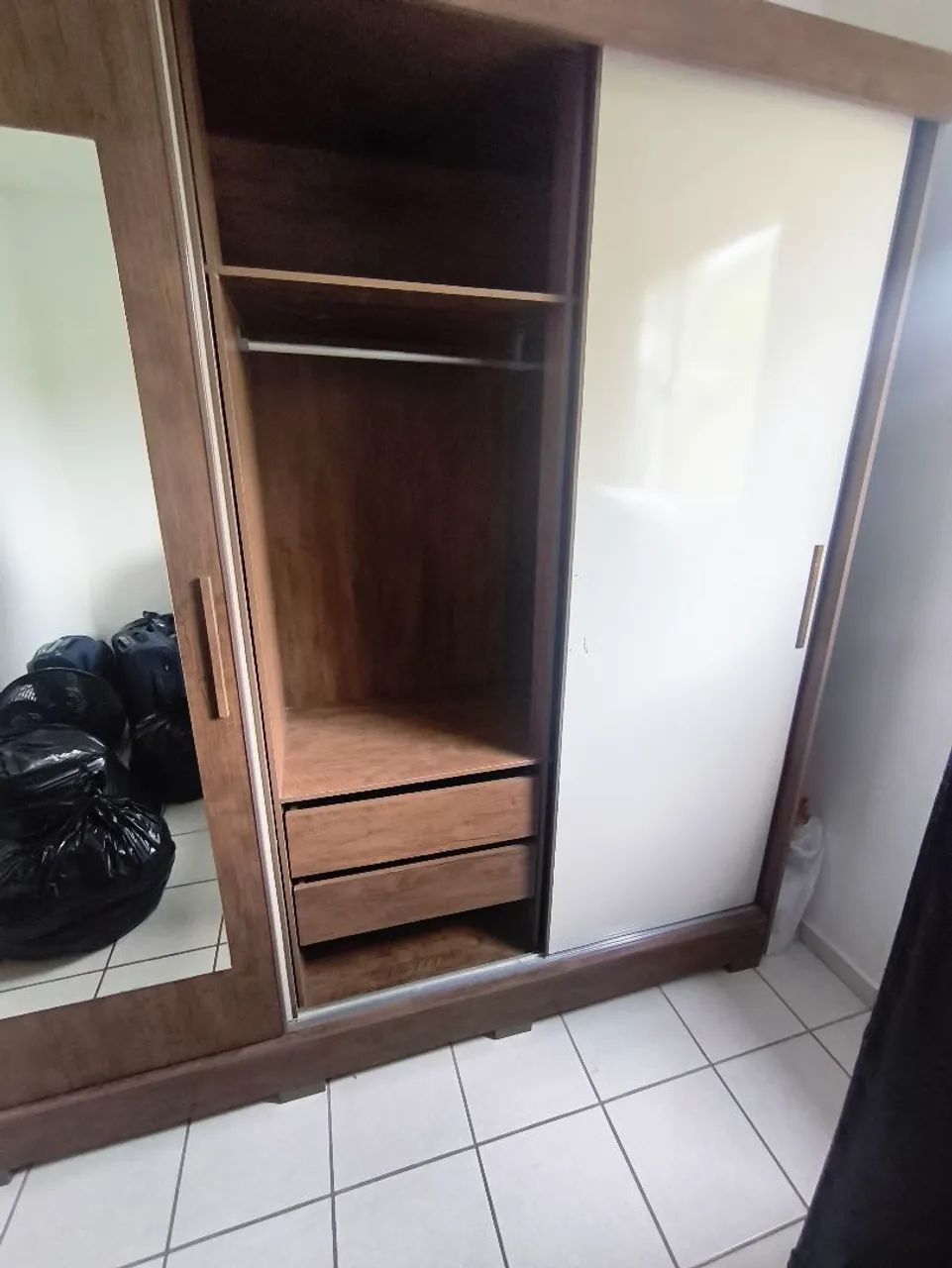 Guarda roupa 3 portas - Foto 4