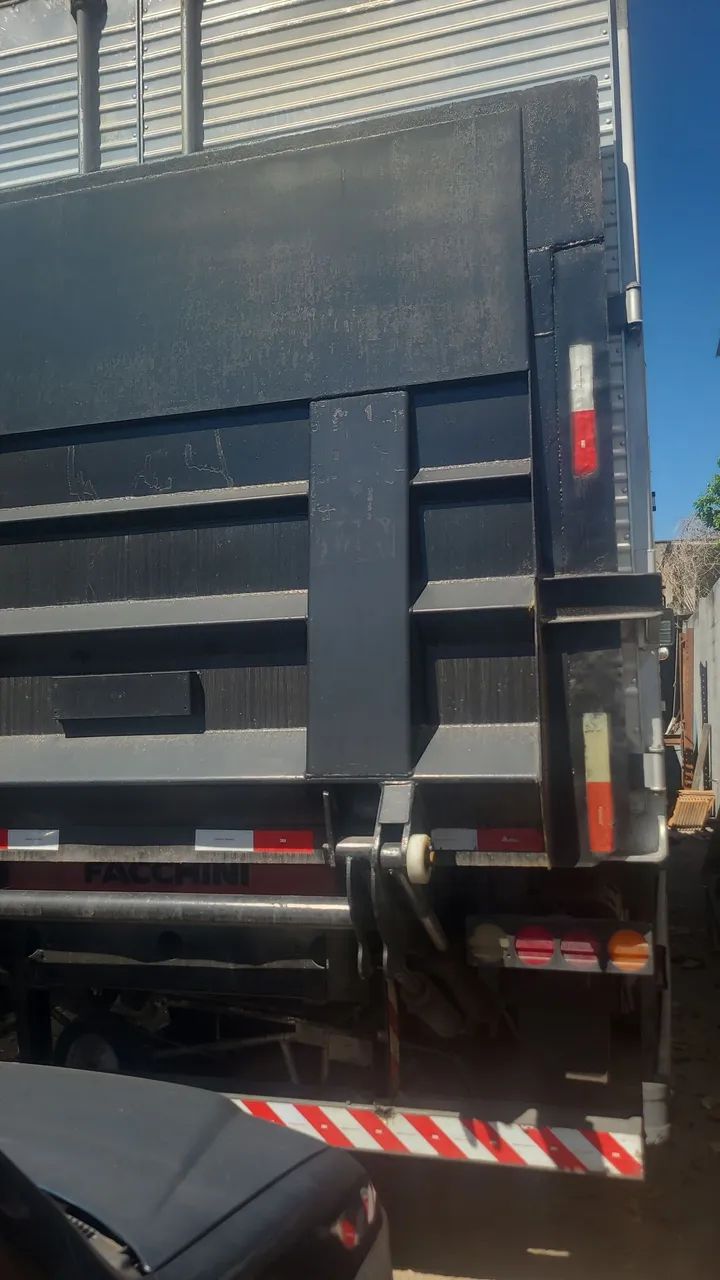 Vendo MB 1319 ano 2016 - Foto 4