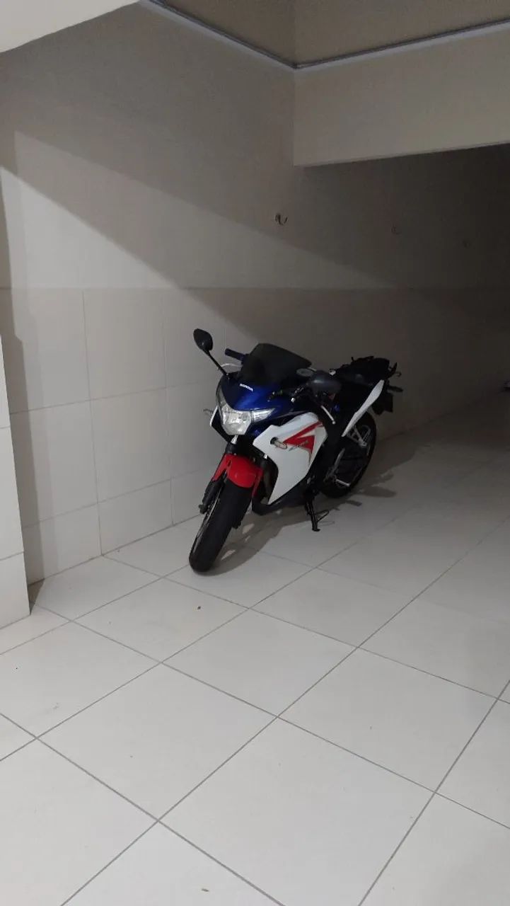 Honda CBR 250R 2012 - Foto 4