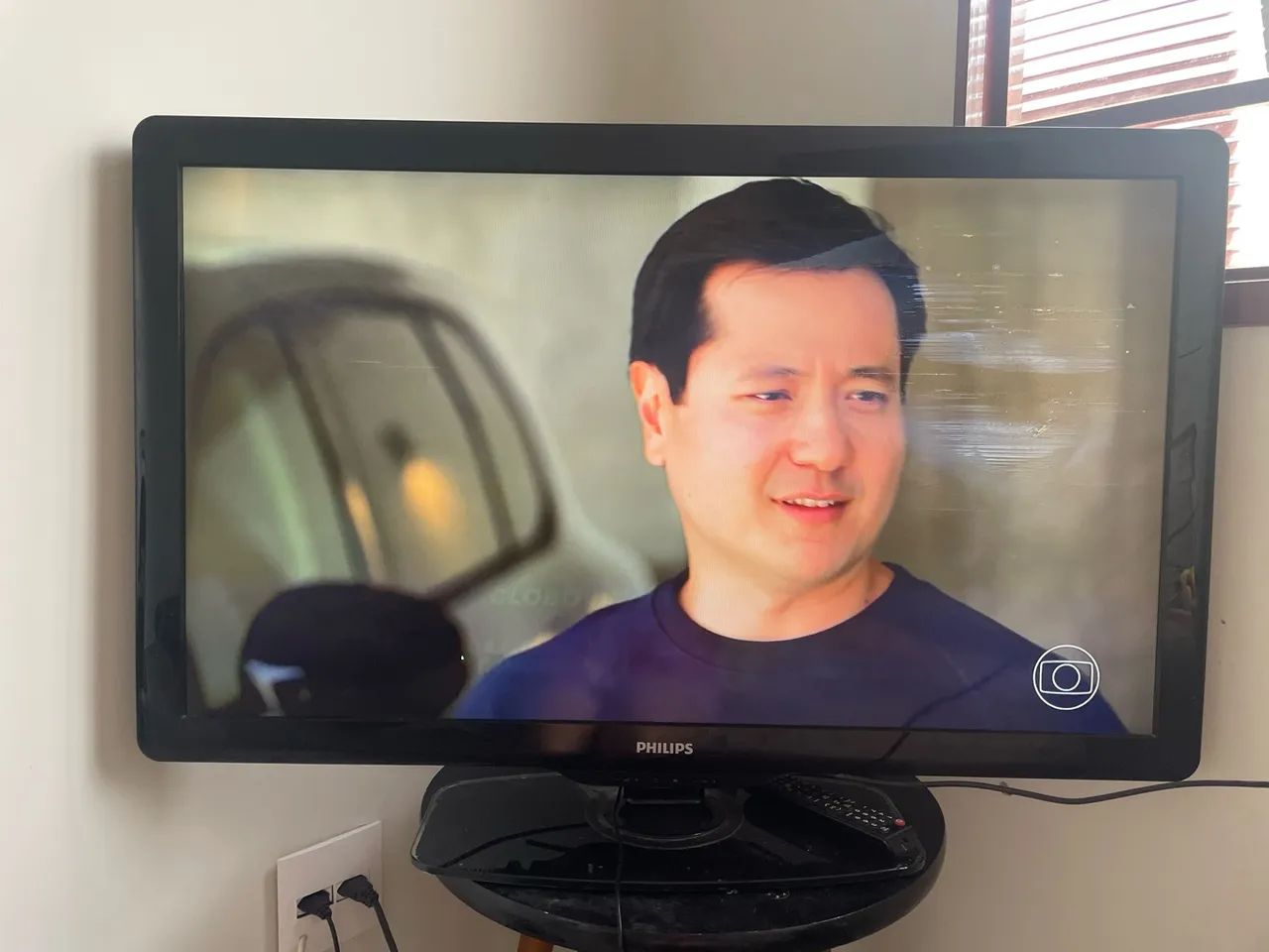 Tv 40 Polegadas com mancha na tela que não interfere no funcionamento, NÃO É SMART  - Foto 4