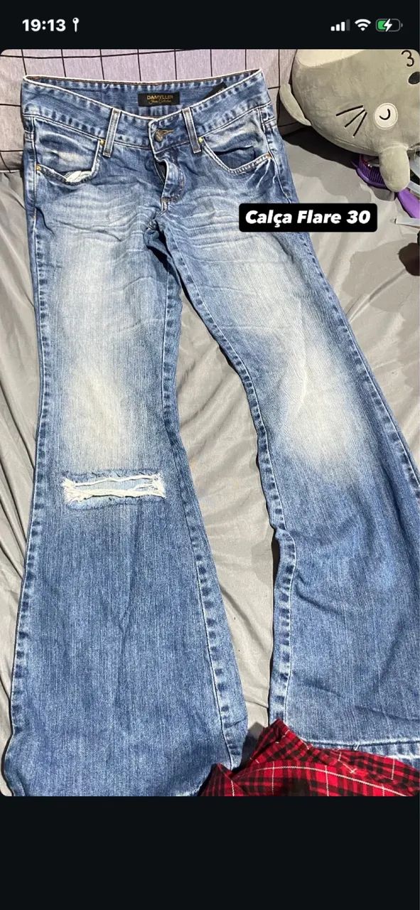 calça flare