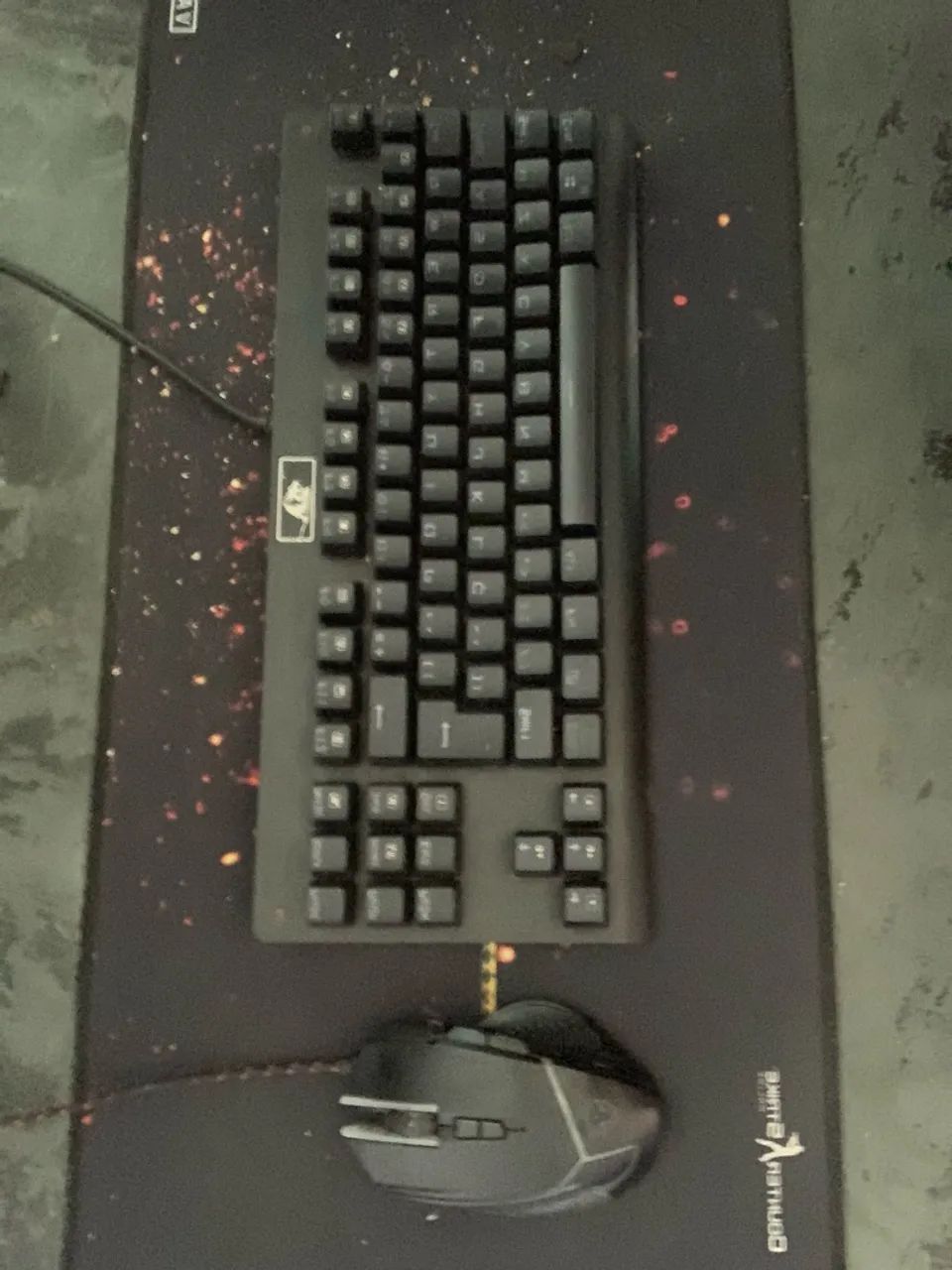 Vendo mouse e teclado mecânico da redragon, e mouse pad, fone gamer - Foto 3
