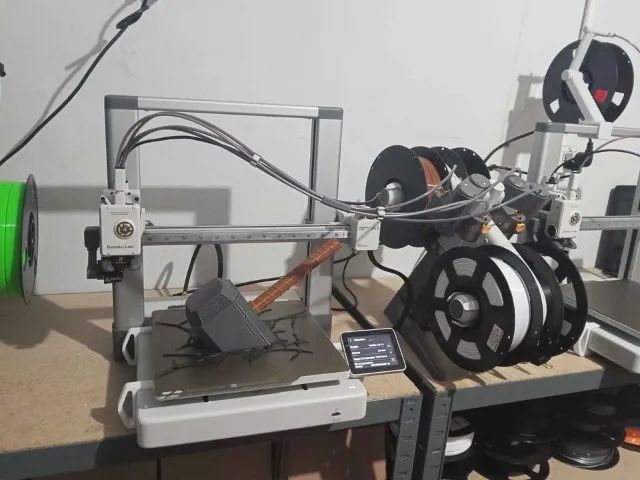 Bambu Lab a1 com ams ou sem