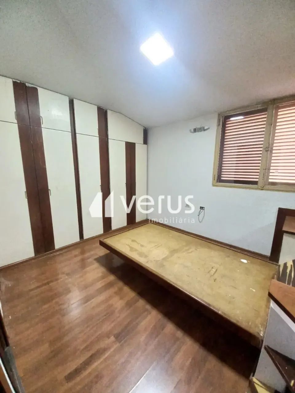 Imóvel para venda tem 250 metros quadrados com 5 quartos - Foto 5