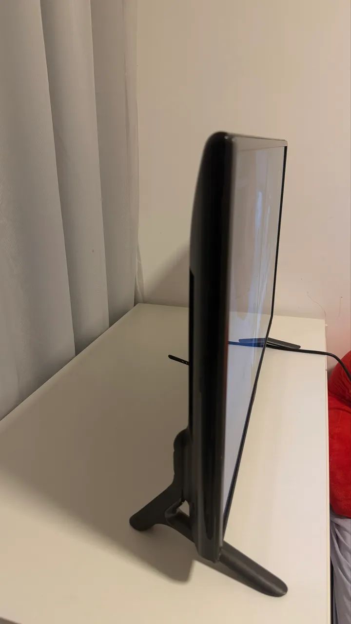 Vendo tv LG 32 polegadas lcd  - Foto 2