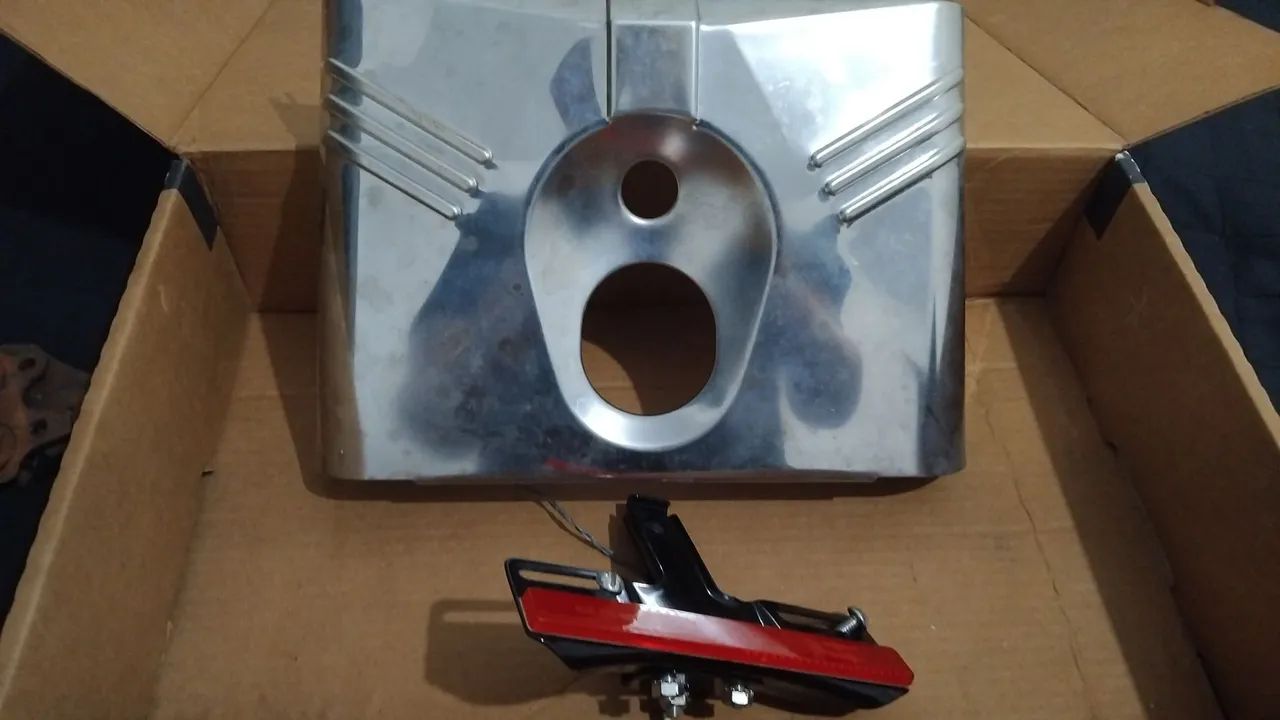 Acabamento frontal de farol