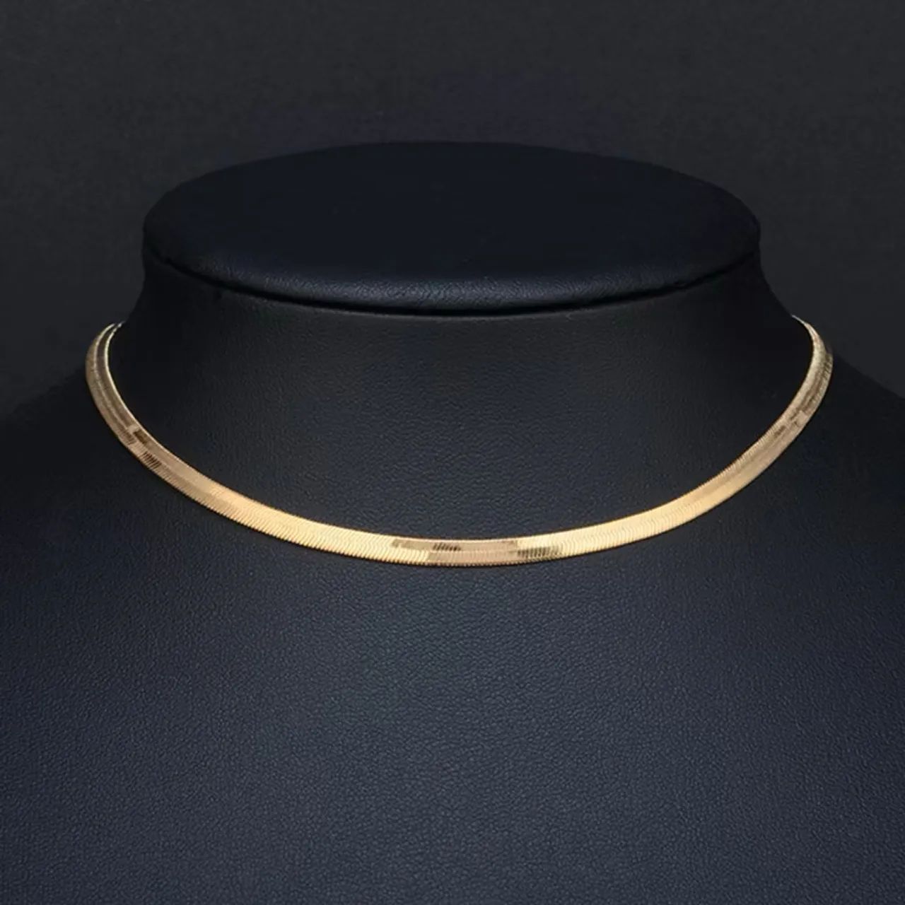 COLAR FOLHEADO DOURADO