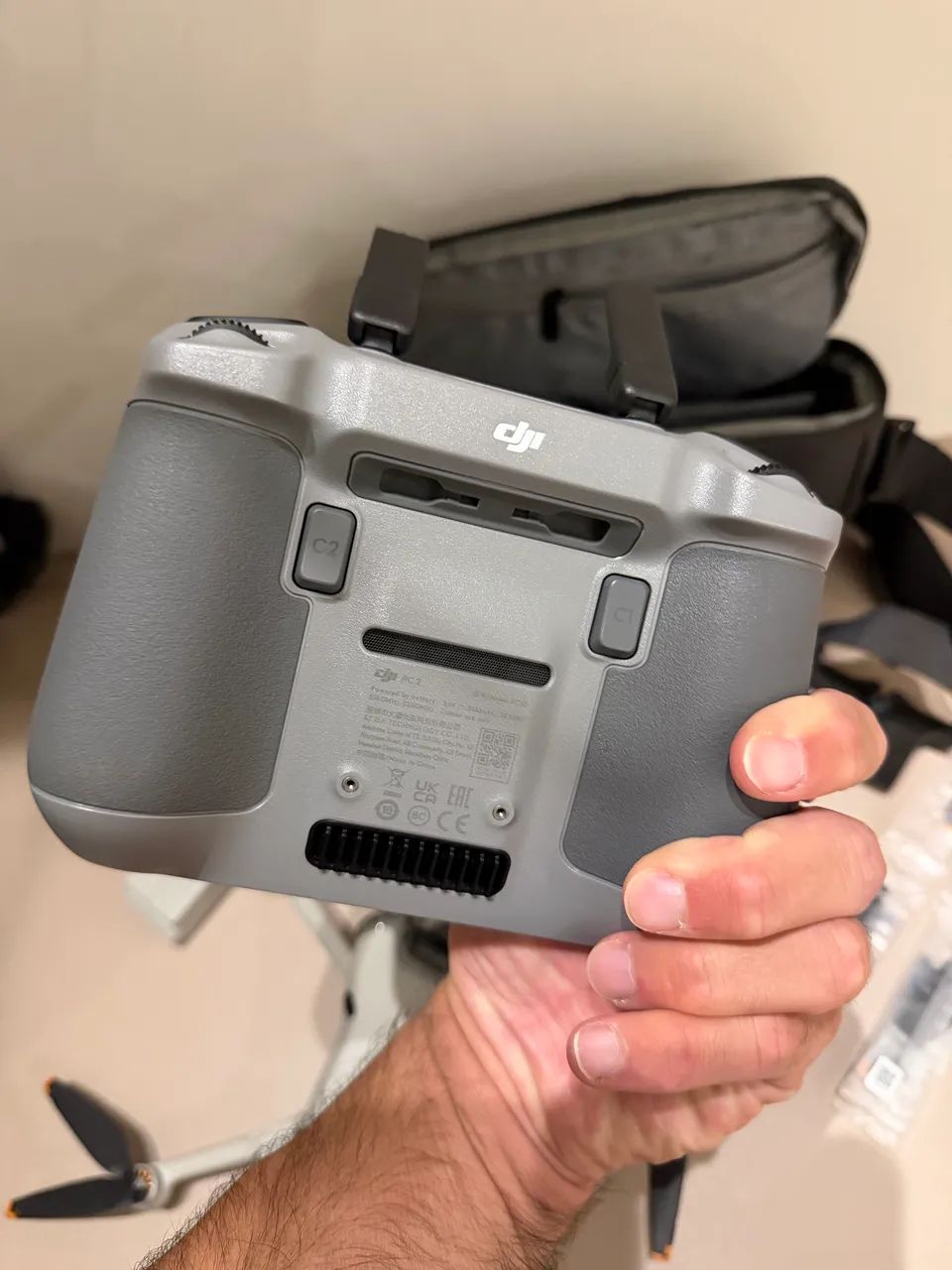 Drone DJI Mini 4 Pro Combo Fly More - Foto 5