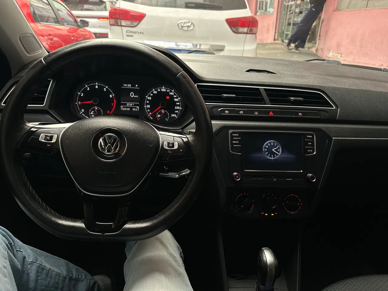 Volkswagen Voyage 2019