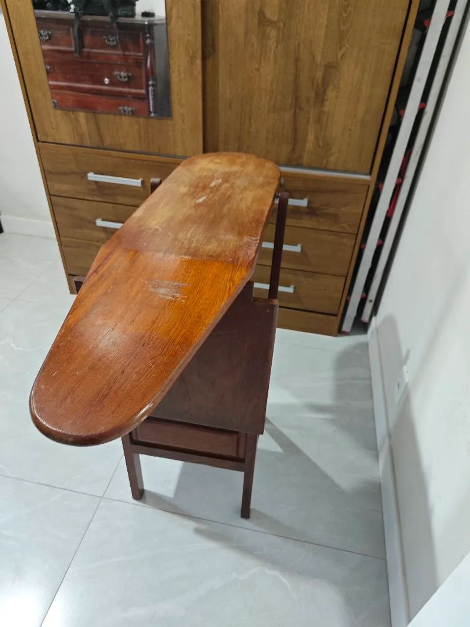 Cadeira / tábua de passar roupa  - Foto 3