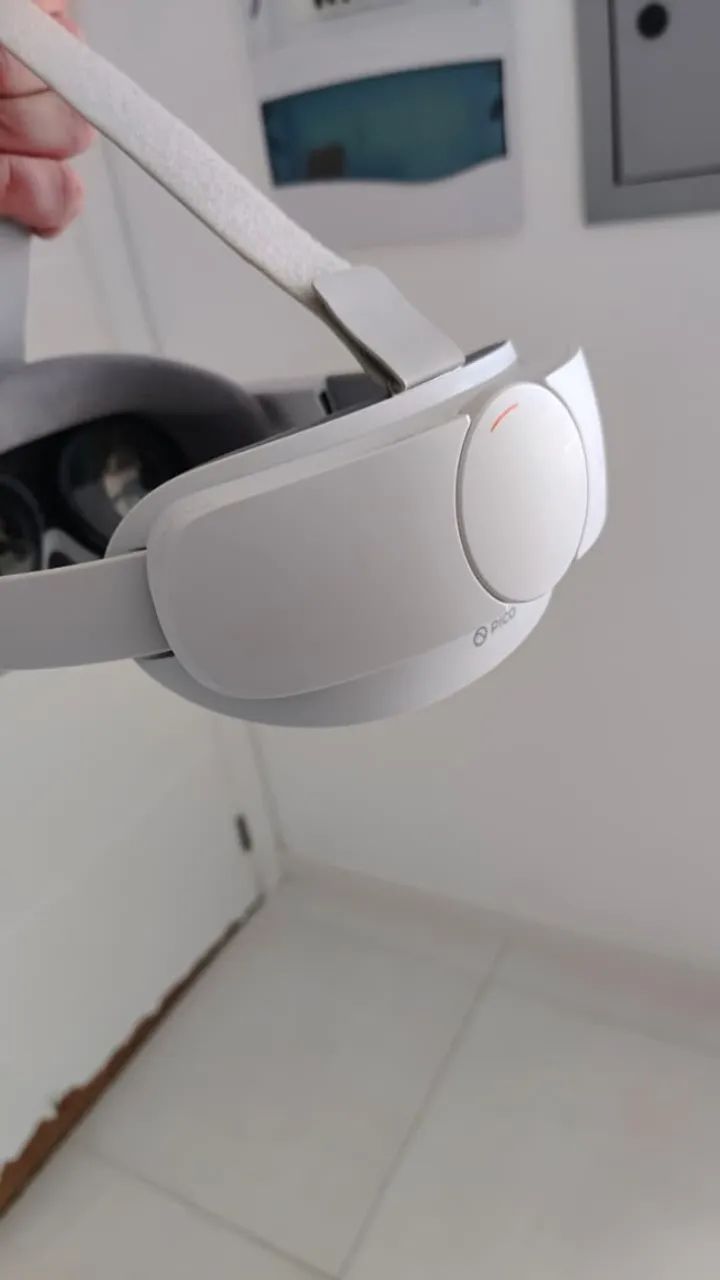 Oculos PICO 4 VR com lentes Pancake 4k desbloqueado games, aceito OLXpay - Foto 2