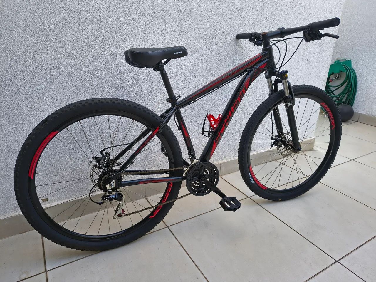 Bicicleta aro 29 alumínio Shimano  - Foto 5