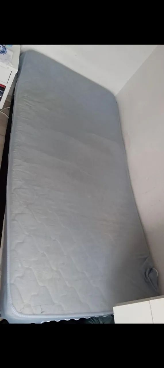 Cama box de solteiro com colchão separado 