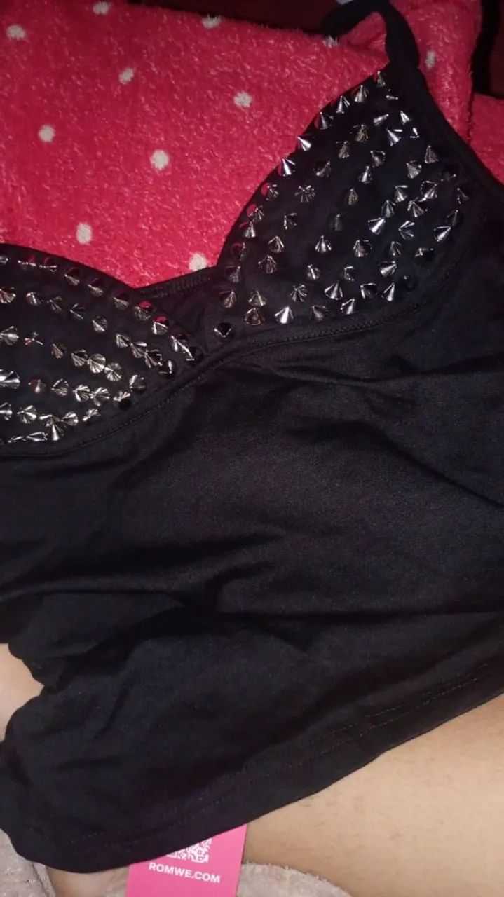 Blusa Preta com Spike metálico  - Foto 3