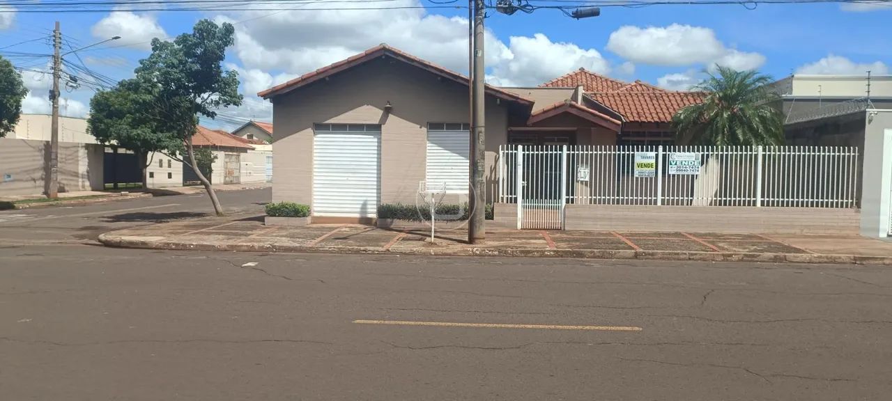 OPORTUNIDADE: CASA COM PONTO COMERCIAL - Foto 2