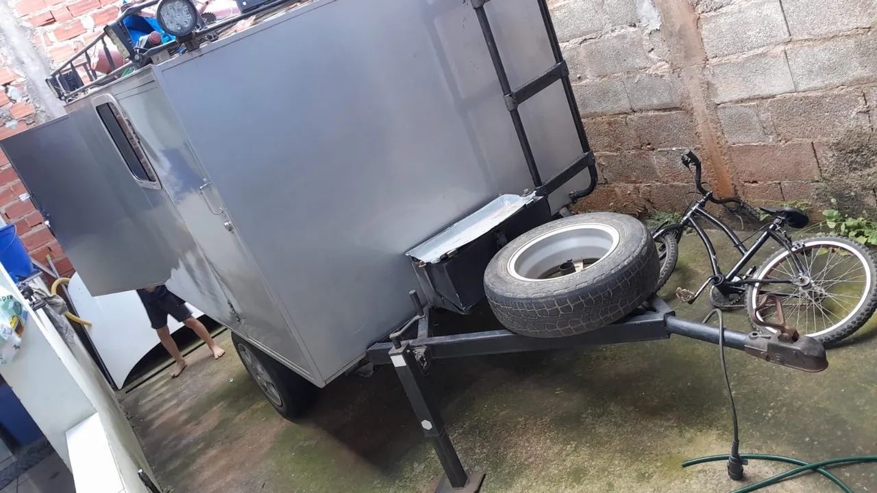Carreta bau