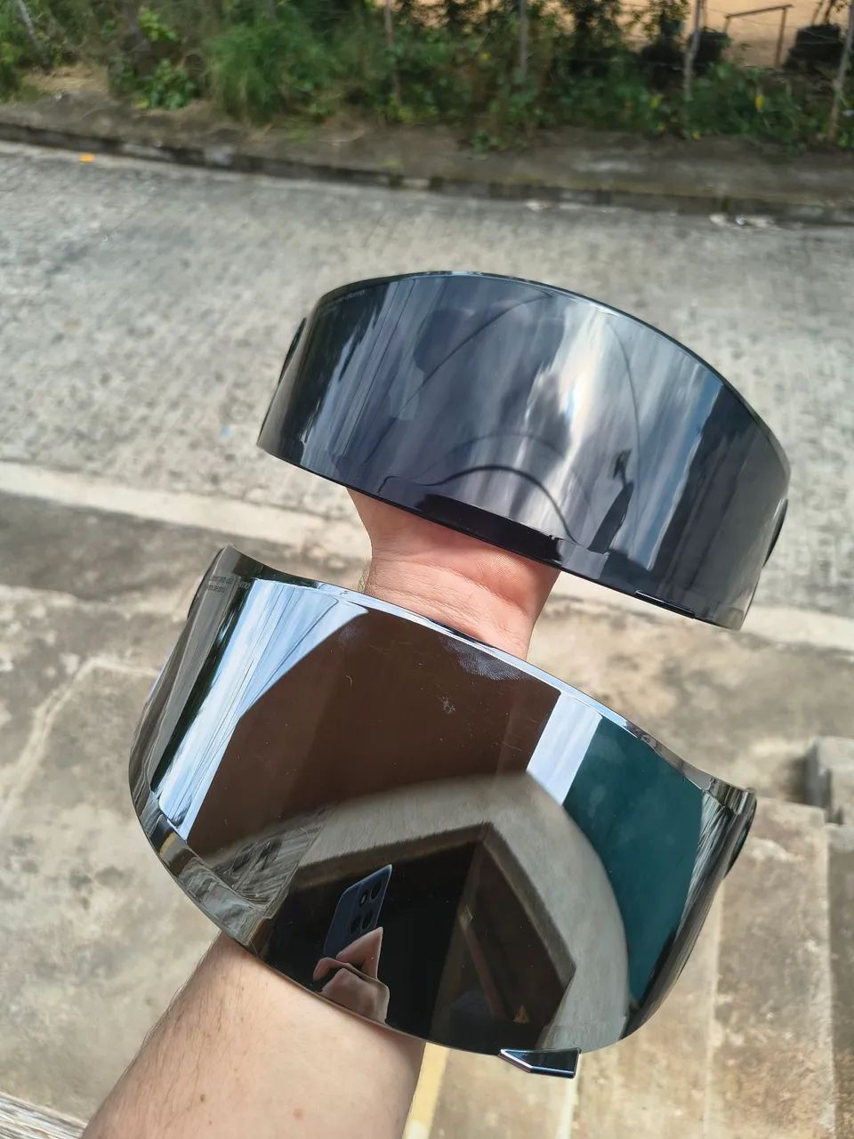 Capacete FW3 com óculos interno + 2 viseiras - Foto 2