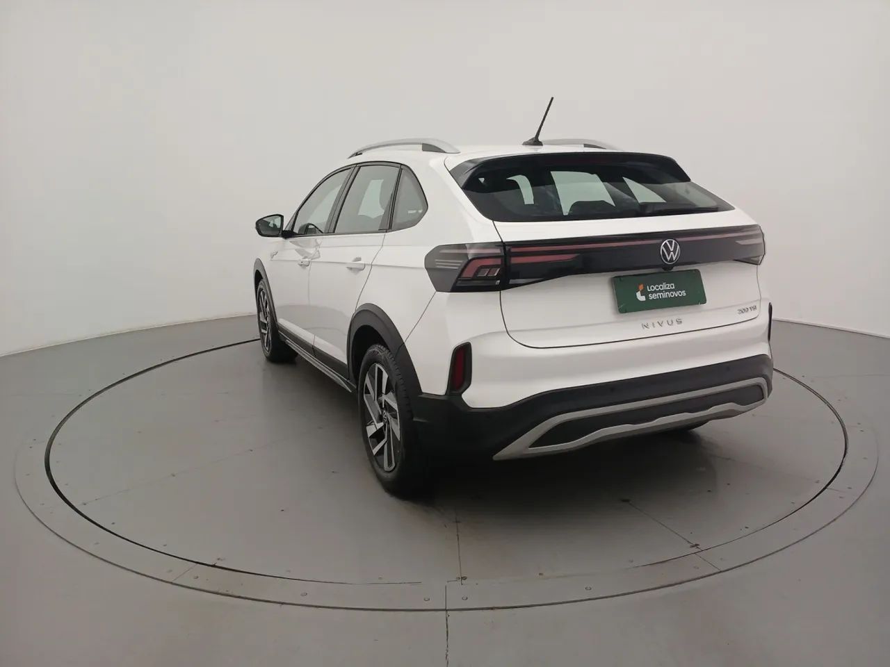 Volkswagen Nivus Highline 1.0 200 TSI Flex Aut., foto 3 de 18