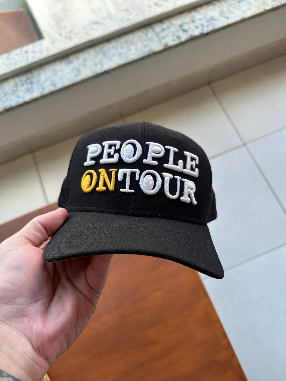 Boné People On Tour Original