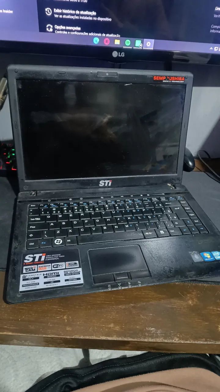 Notebook Toshiba STI no estado 