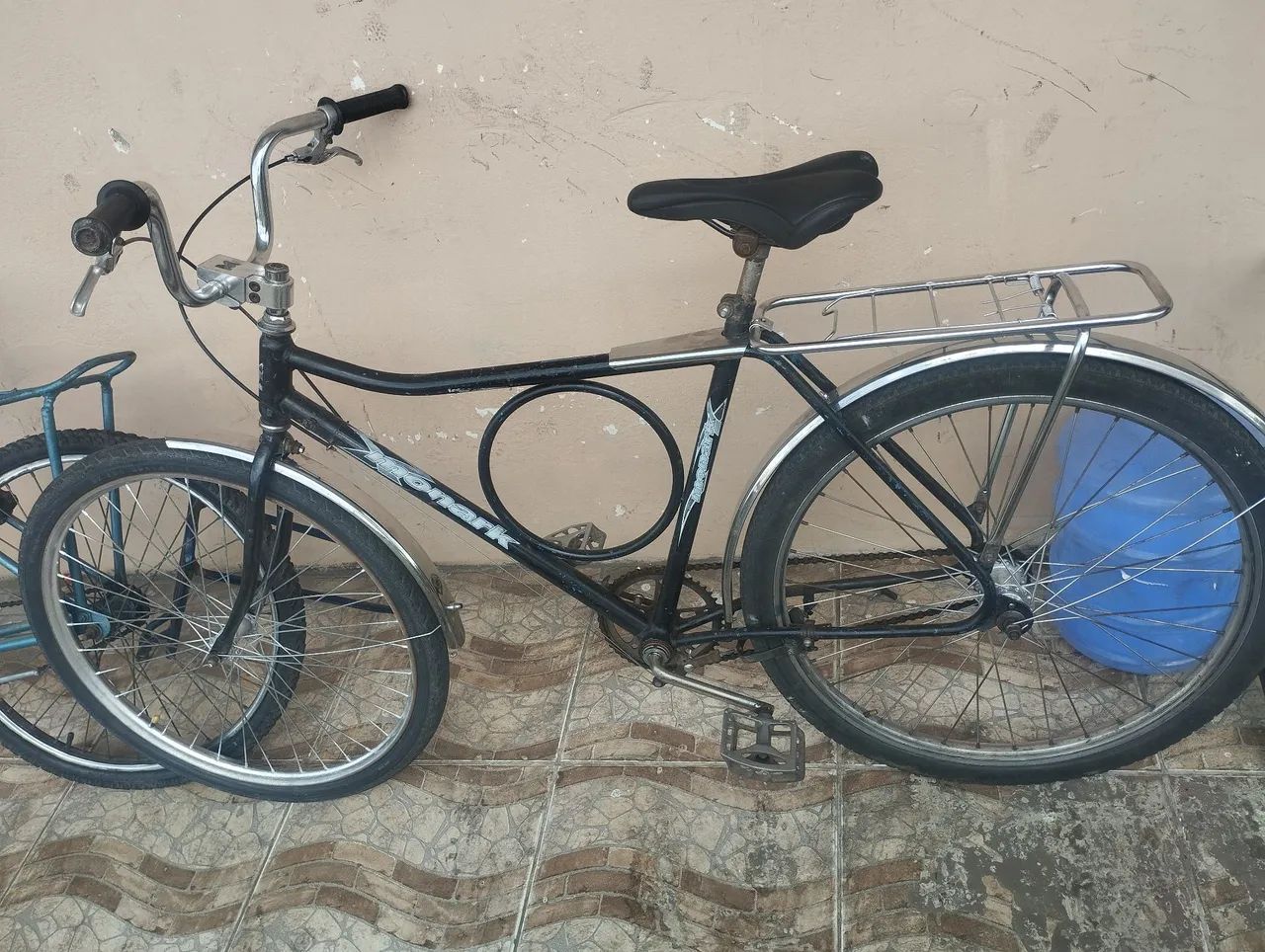 Monark boa peças nova vendo ou troco 