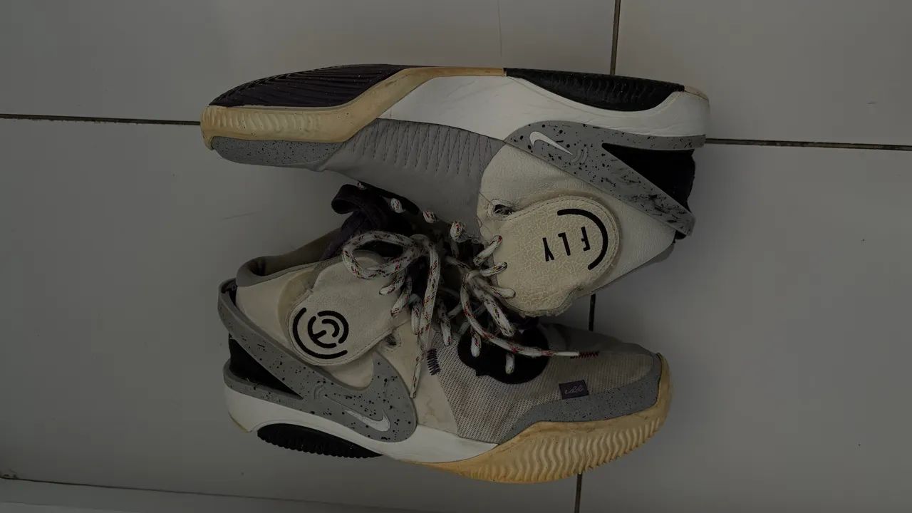 Tênis Nike Air Deldon, tamanho 39 - Foto 5