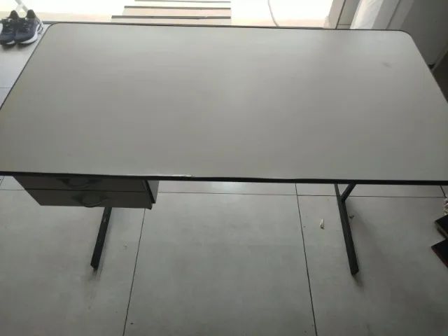Mesa de escritorio (Doação) - Foto 2