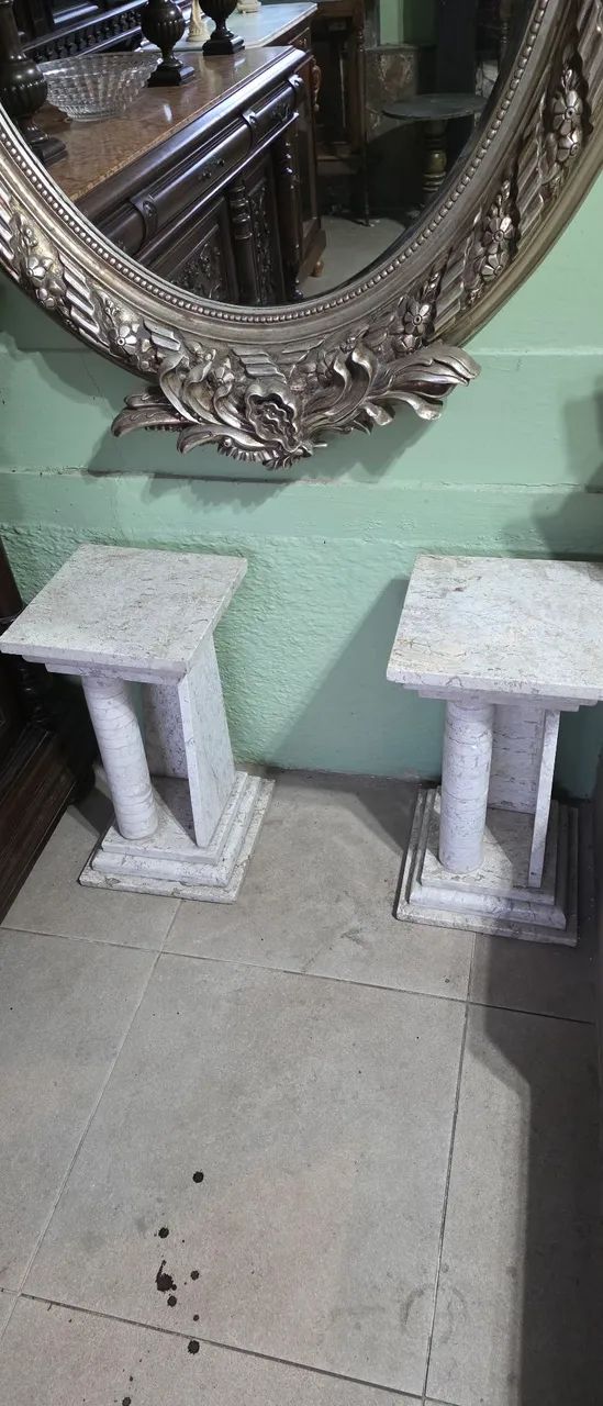 Moveis, par de Colunas em marmore Bege Bahia - Foto 2