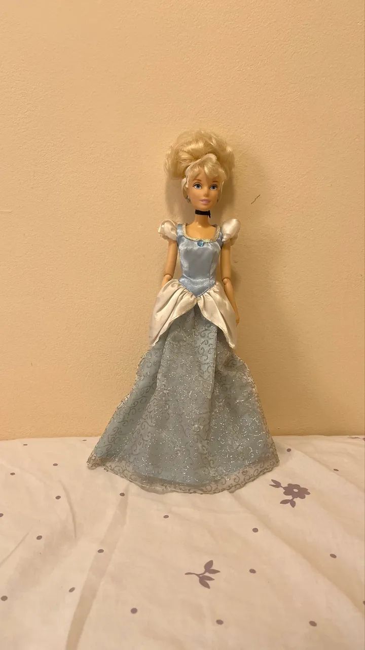 Boneca Cinderela - Veio dos EUA - Foto 3