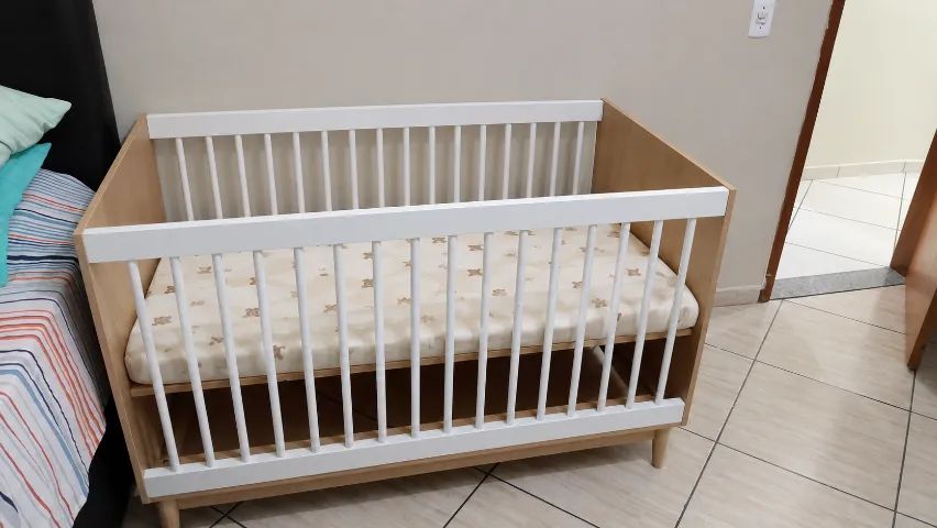 berço/ mini cama  [Tomi Quater]