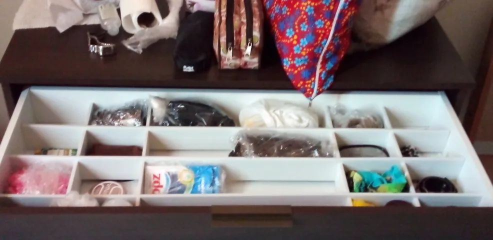 URGENTE cômoda com 5 gavetas  - Foto 3