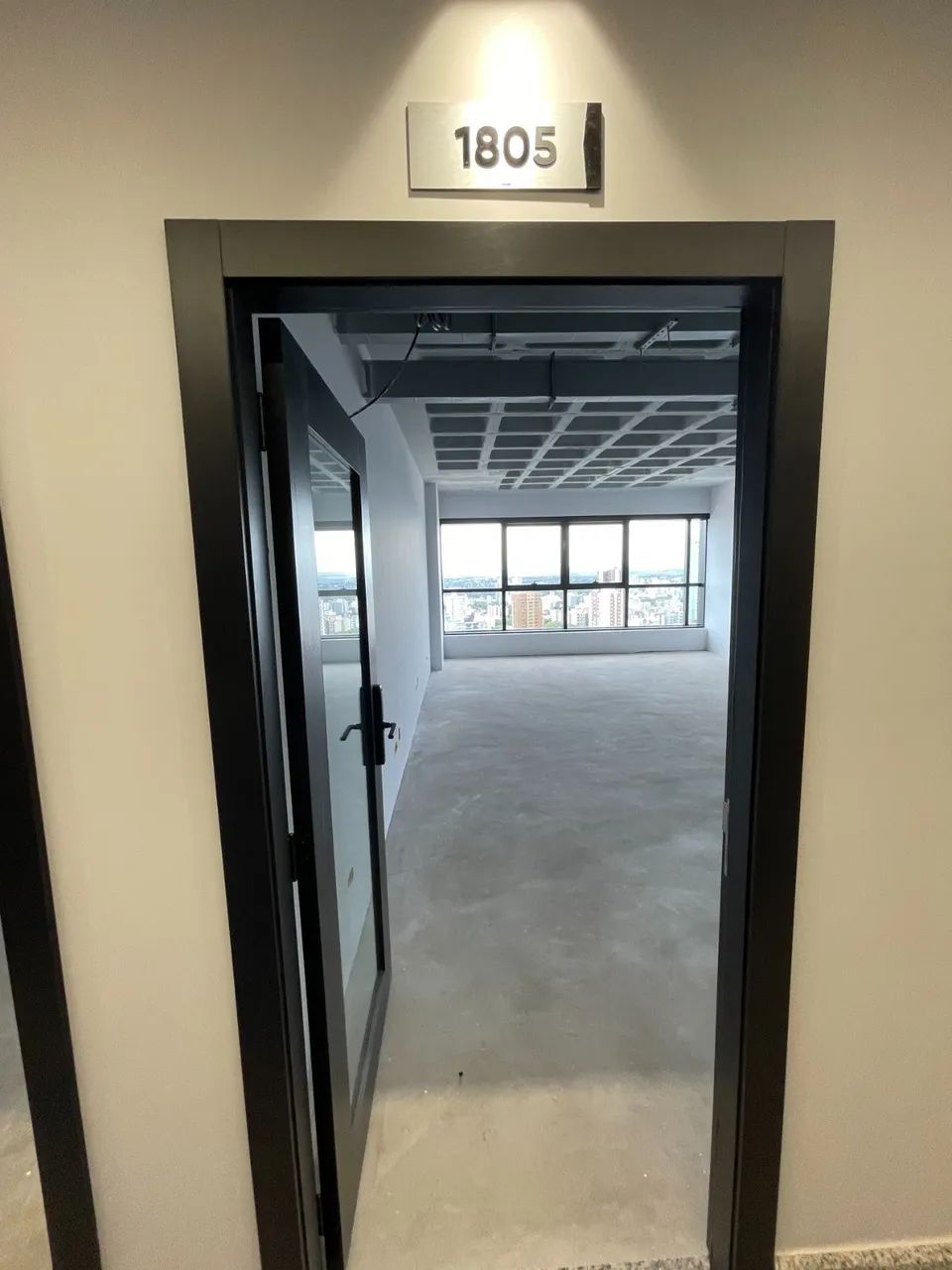 Locação - Sala Comercial Nova na Zona 01 em Maringá - Foto 4