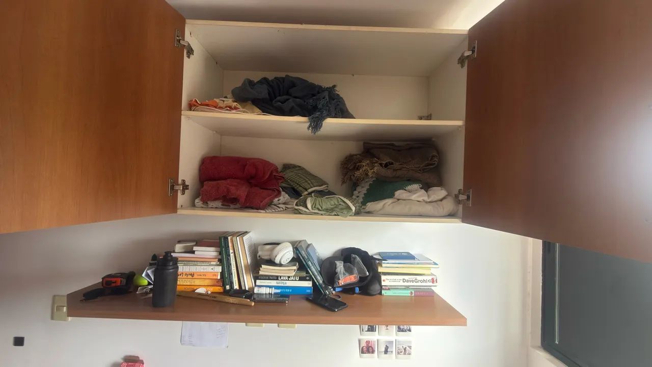Guarda roupa e armário suspenso  - Foto 3