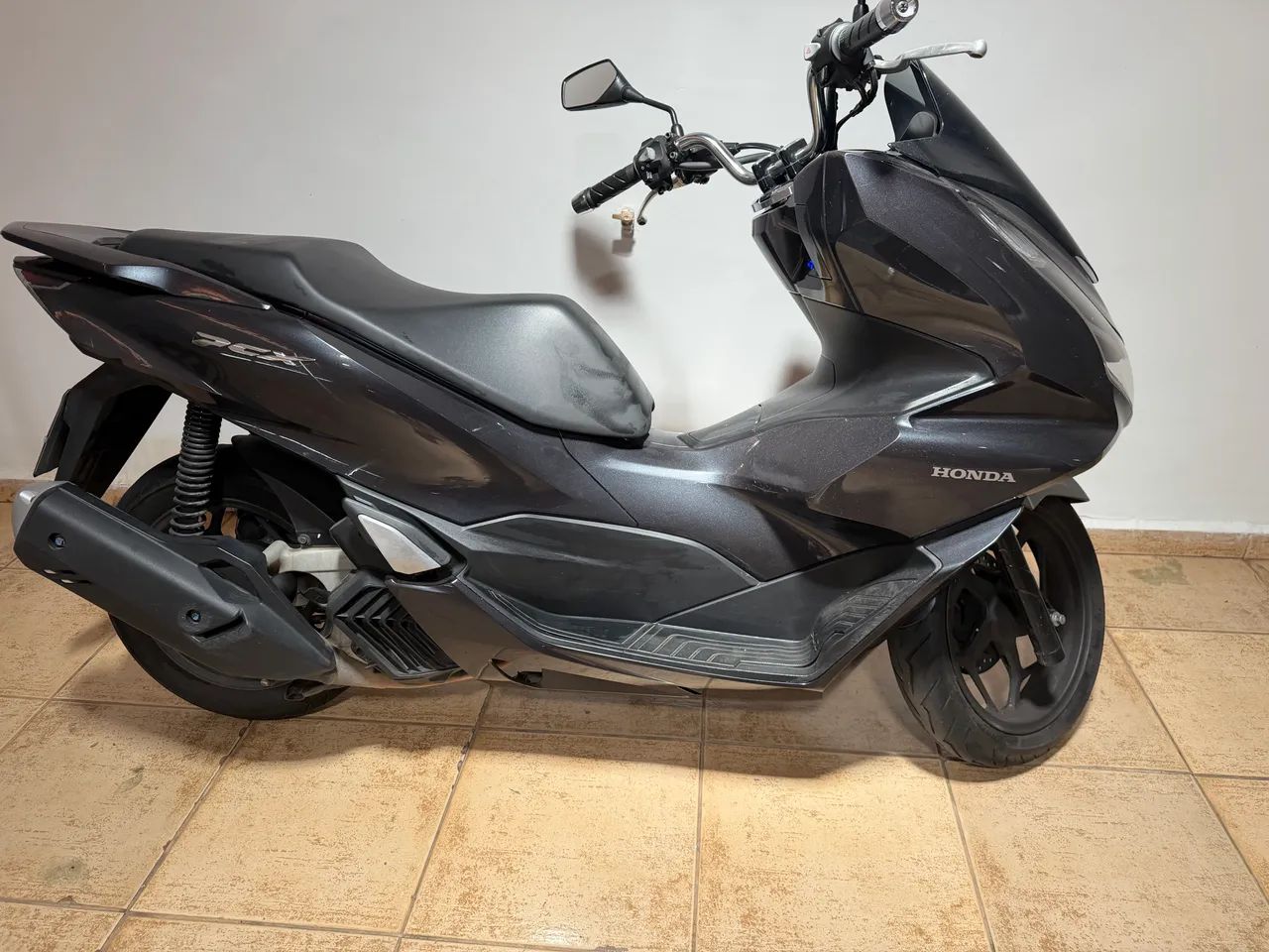 PCX 2023 pouco rodada - Foto 2