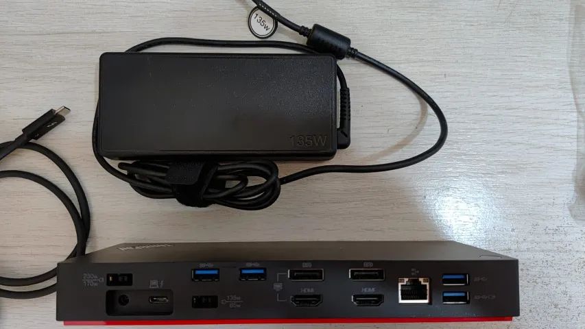 Lenovo ThinkPad Thunderbolt 3 Dock Gen 2 - Foto 2