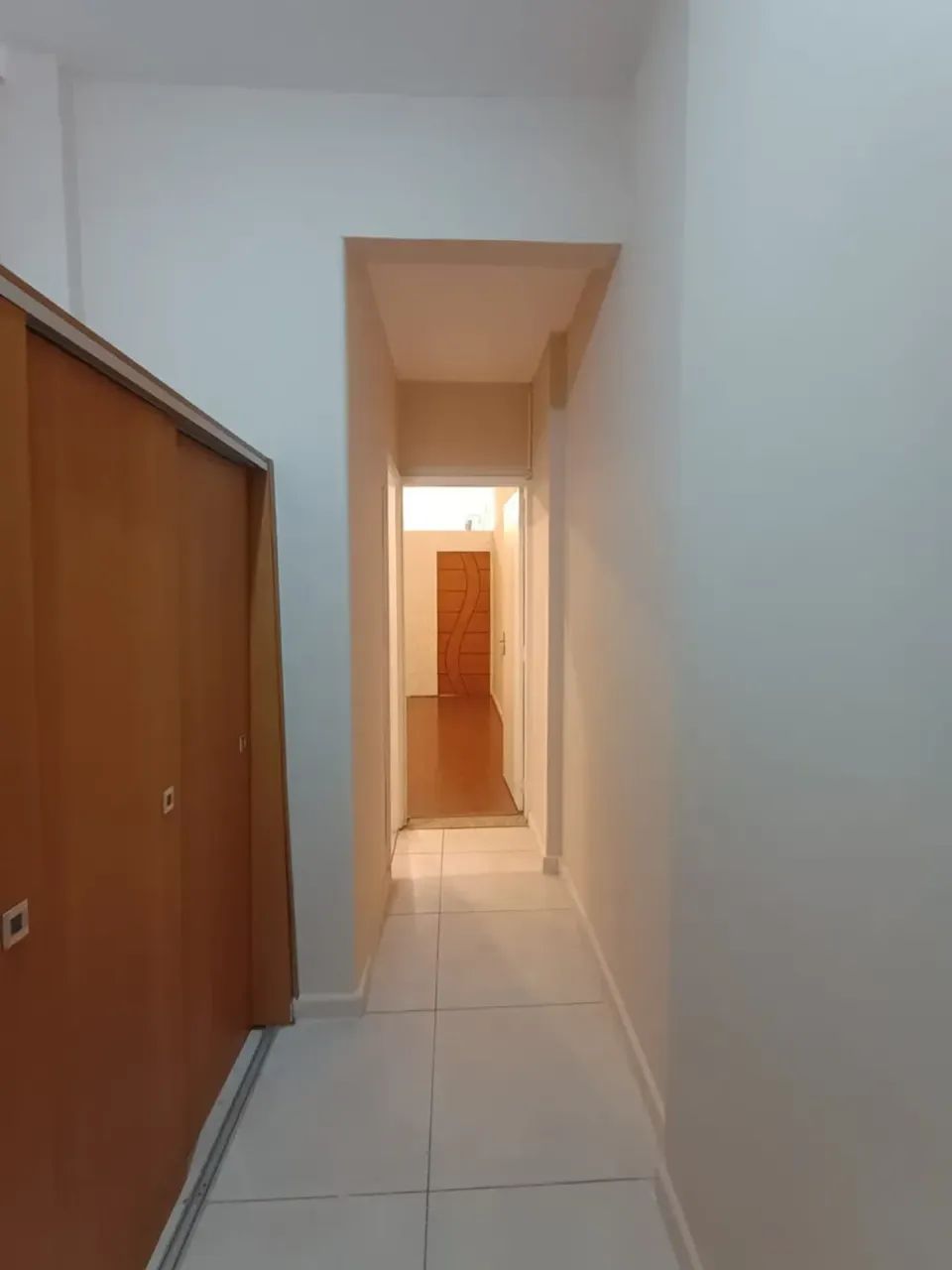Cozinha, banheiro e sala dividida com quarto. - Foto 3