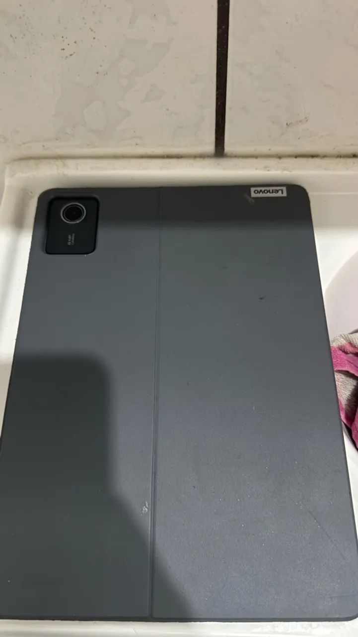 Vende- se Lenovo  Tab M11
